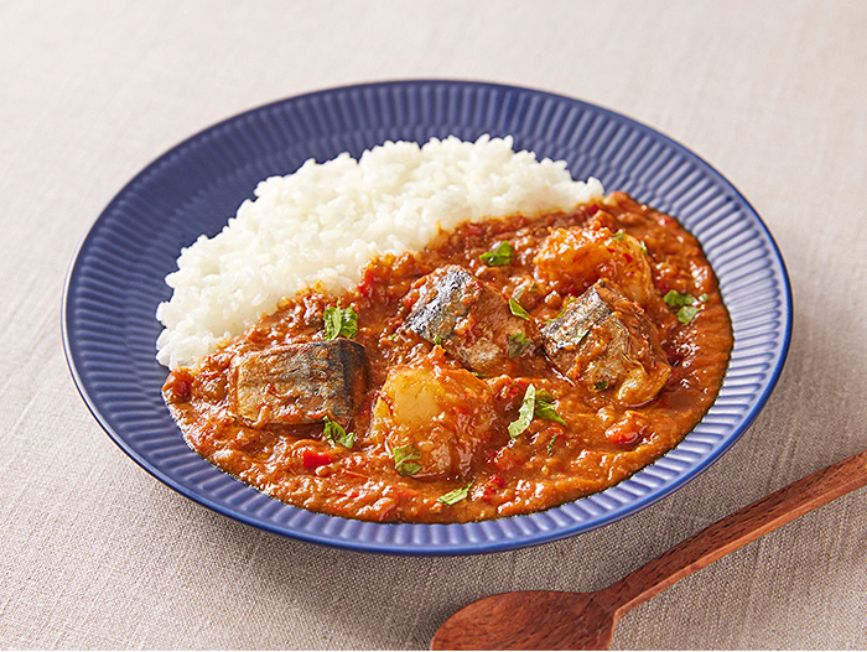 秋刀魚と香味野菜のカレーの写真